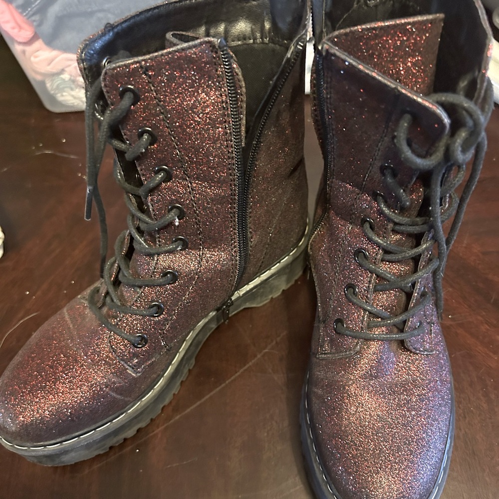 Unionbay Womens 8 Red Glitter Boots with Zipper